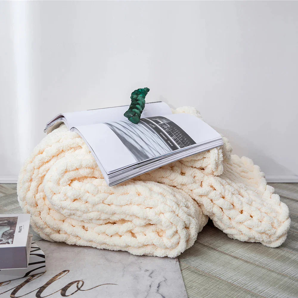 DecorBites™ Cozy Chenille Chunky Knit Blanket - Soft Decorative Throw for Bed, Sofa, Living Room - Summer Quilt or Rug Alternative