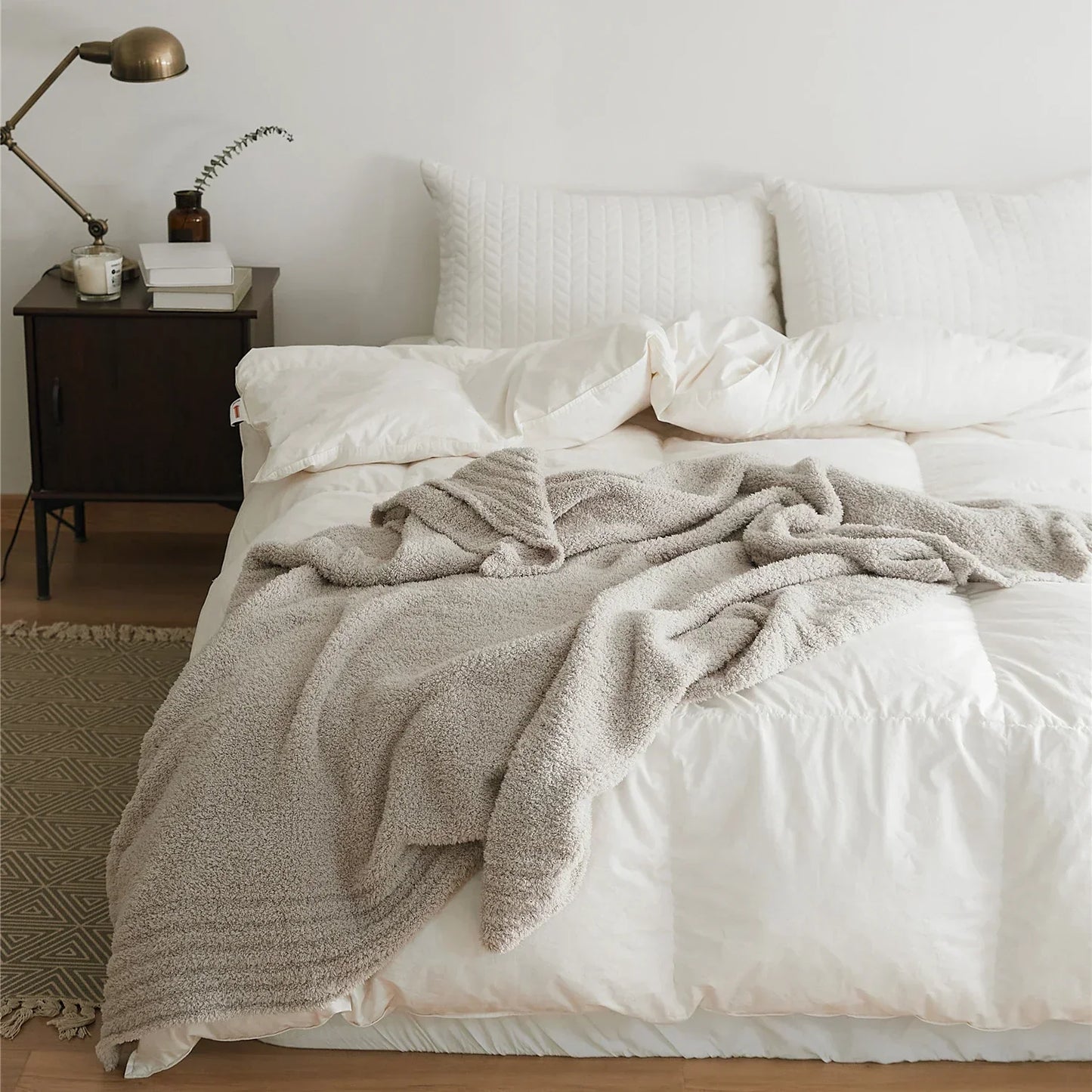 DecorBites™ Fuzzy Downy Knitted Throw Blanket - Soft & Cozy Microfiber Quilt for Sofa, Bed, and Air Conditioning Room